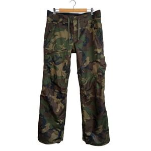 Nike Camo Snowboard Pants Skiing Snowboarding Outdoor Winter Pants Size Medium